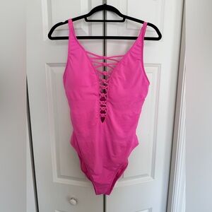 Lilly Pulitzer Isle Lattice Pink Swimsuit in Plumeria Pink